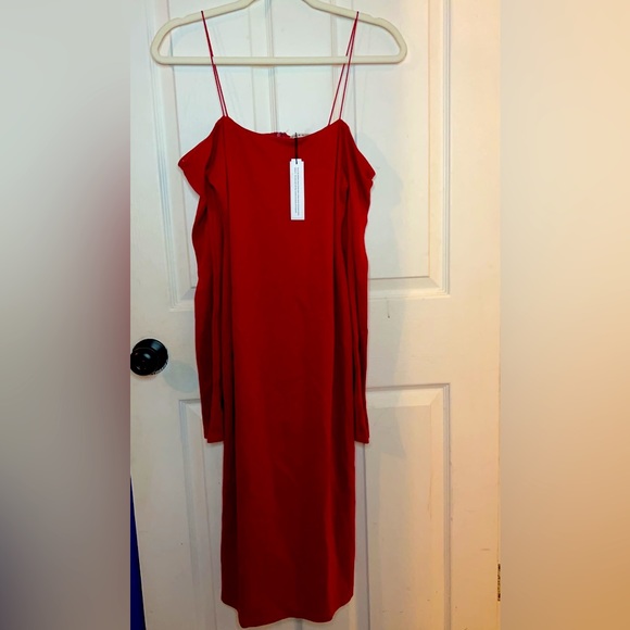 Alice + Olivia off shoulder fitted red dress size 6 NWT - Picture 8 of 10